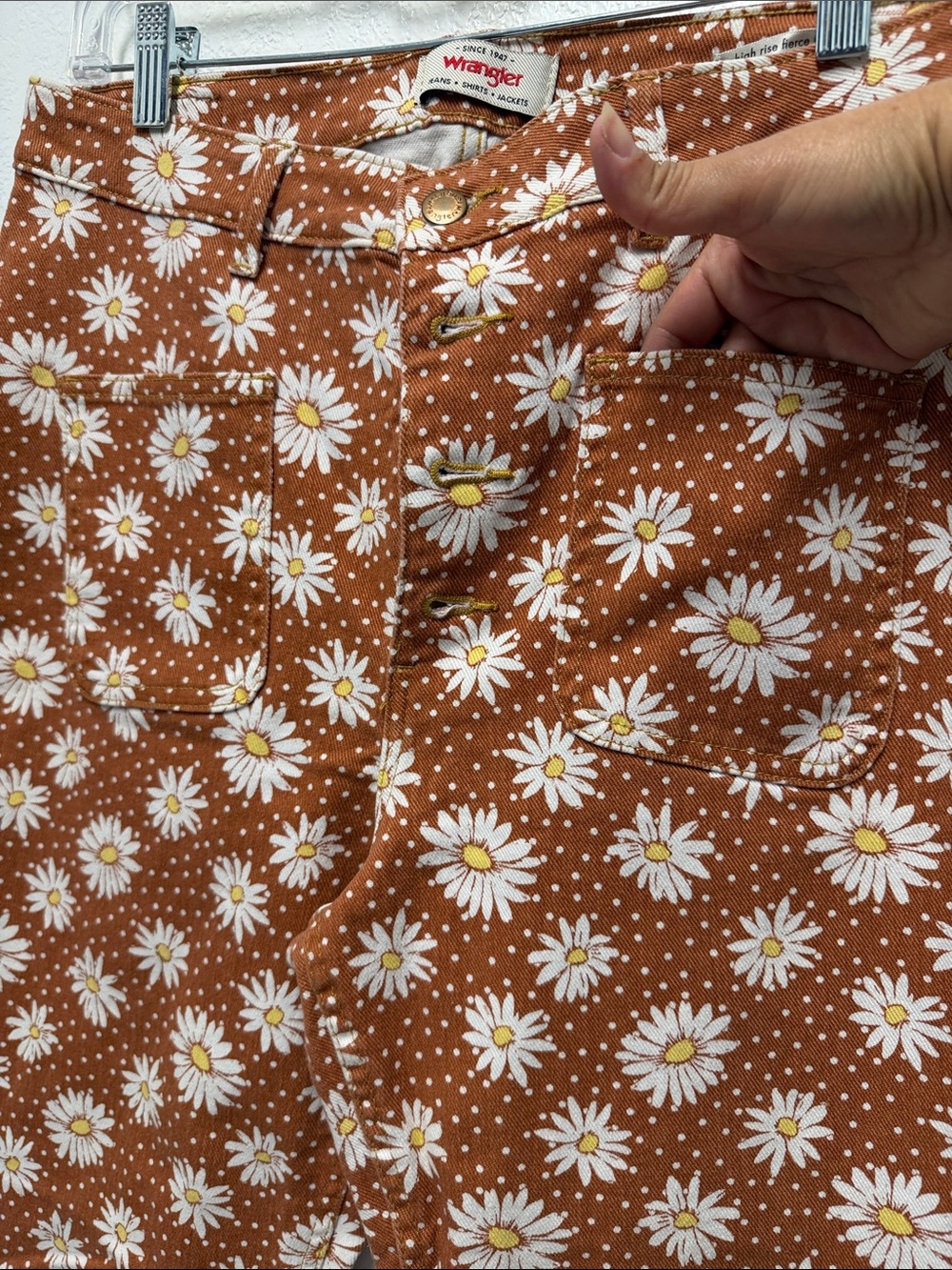 Wrangler Rust Daisy Print Wide-Leg Jeans - Picture 12 of 16